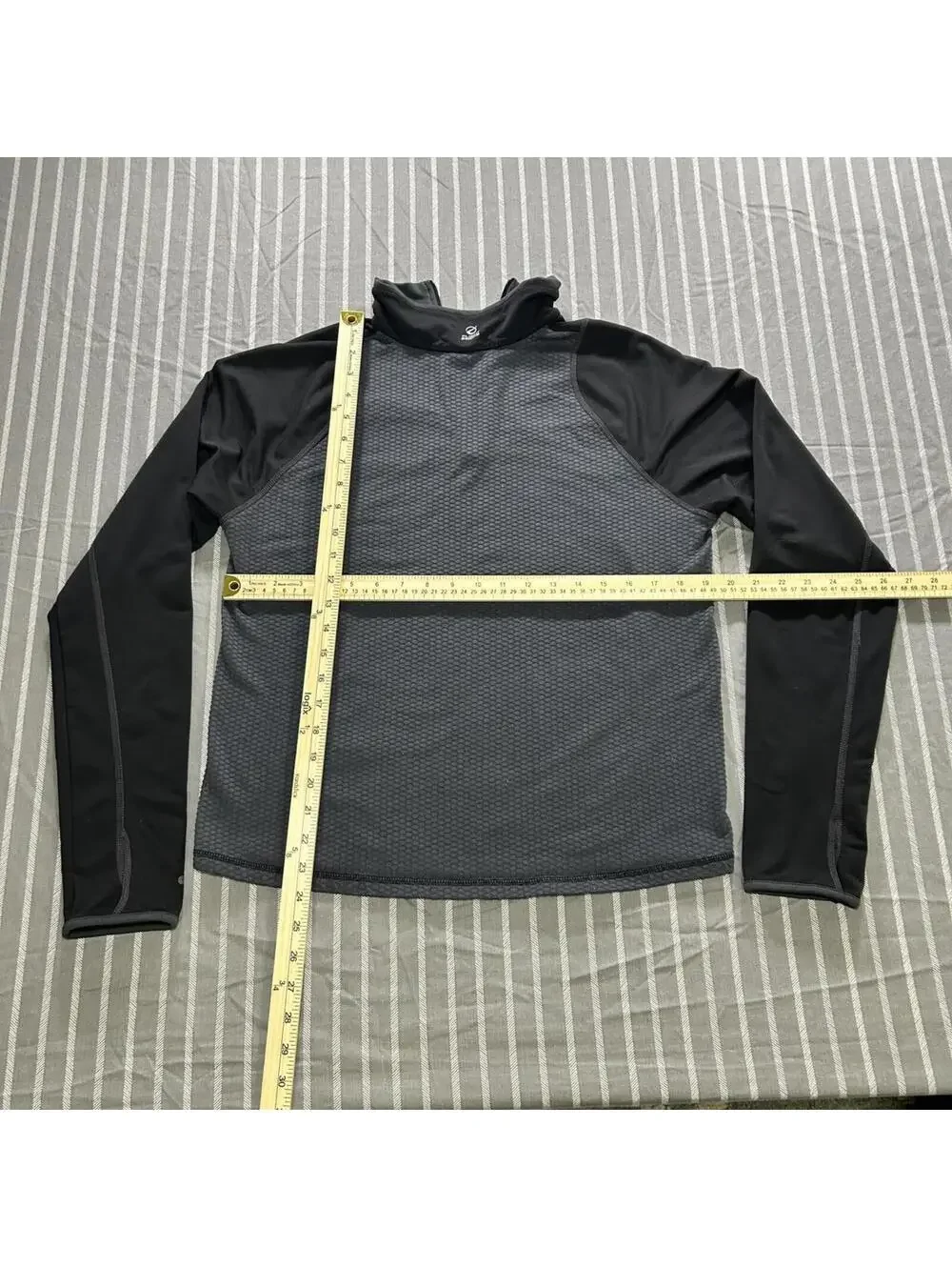 The North Face Flight Series VaporWick stretch quarter-zip pullover Men's M